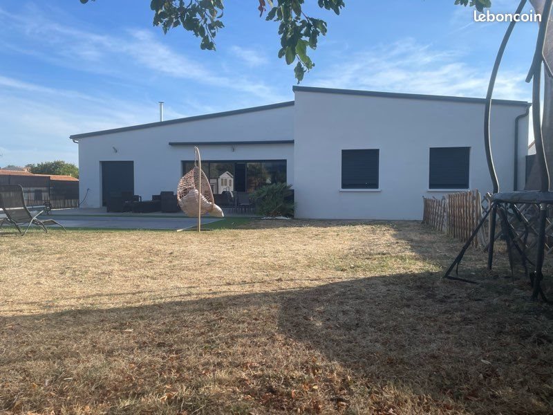 Maison à vendre, 141m², Montamisé