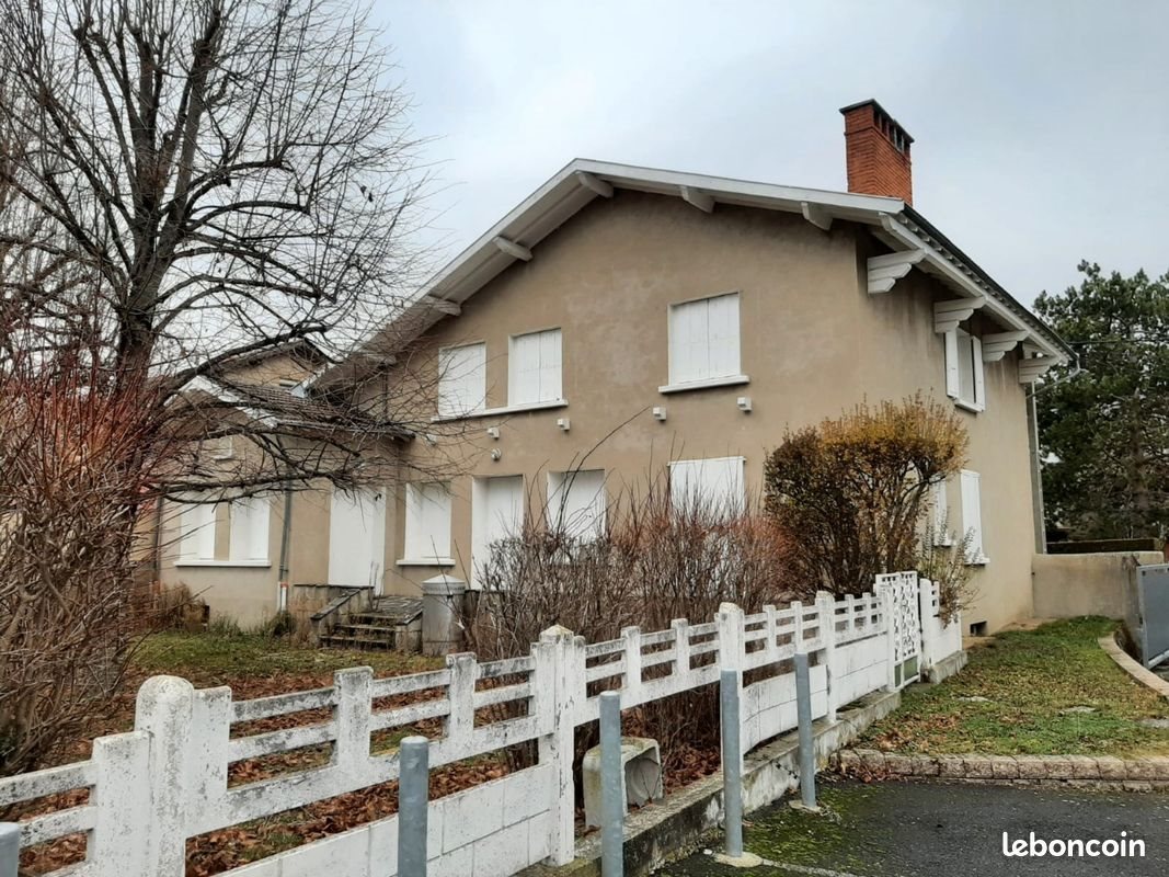 Maison à vendre, 242m², Yssingeaux