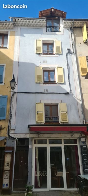 Appartement à louer, 60m², Castellane