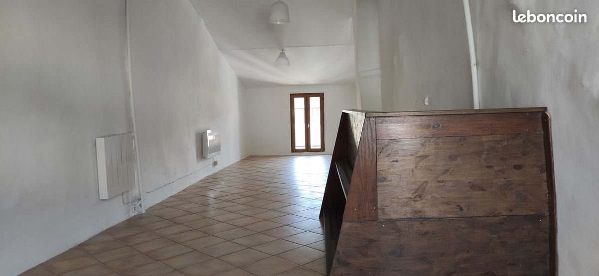 Appartement à louer, 60m², Castellane
