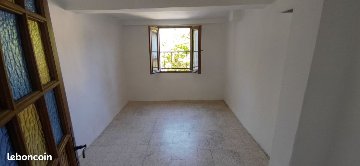 Appartement à louer, 60m², Castellane