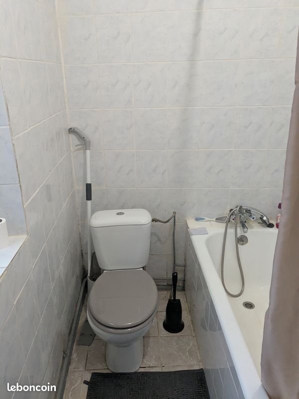Appartement à louer, 35m², Saint-Bonnet-le-Château