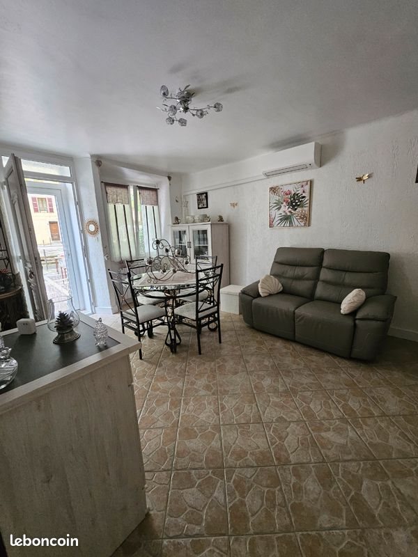 Maison à vendre, 65m², Rougiers