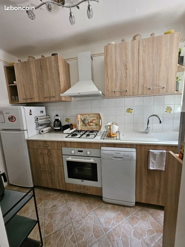 Maison à vendre, 65m², Rougiers