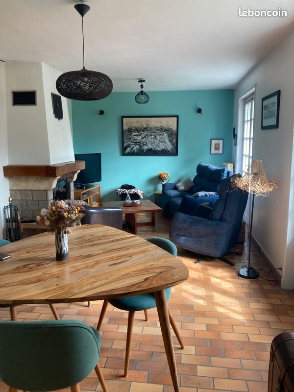 Maison à louer, 110m², Neuville-les-Dames