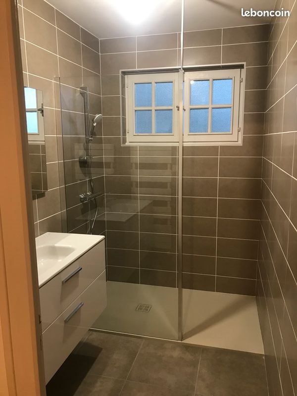 Maison à louer, 110m², Neuville-les-Dames