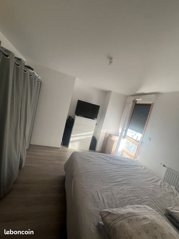 Appartement à louer, 62m², Vénissieux
