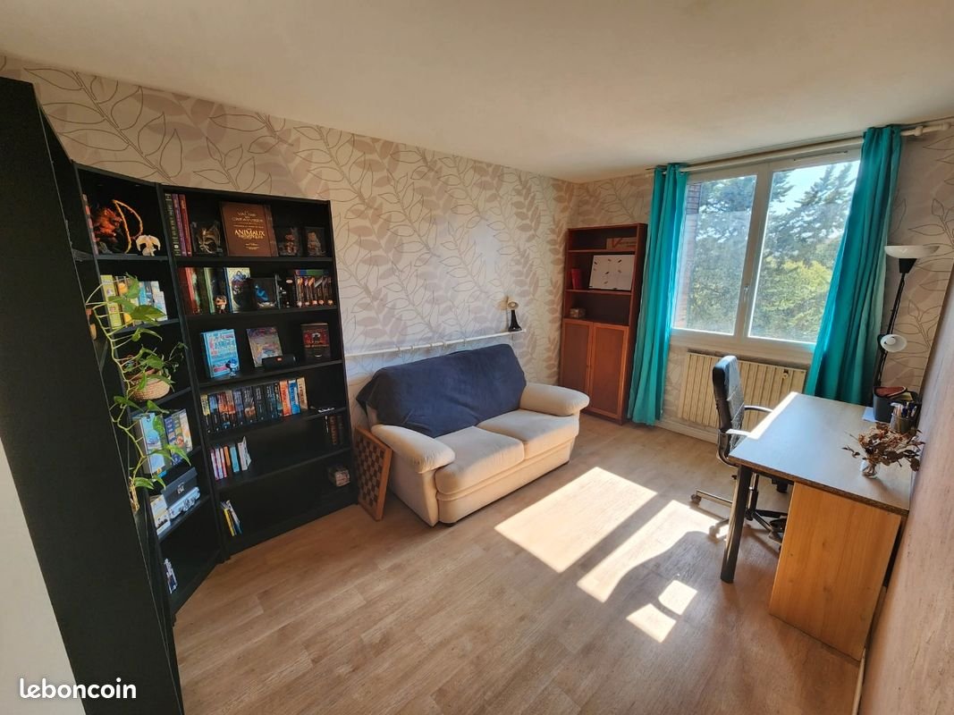 Appartement à louer, 77m², Nîmes