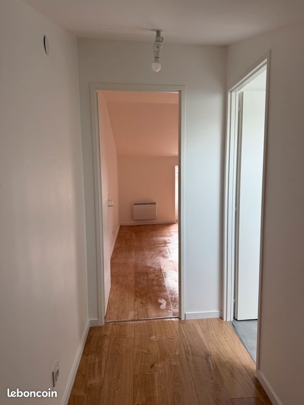 Maison à louer, 85m², Lusignan