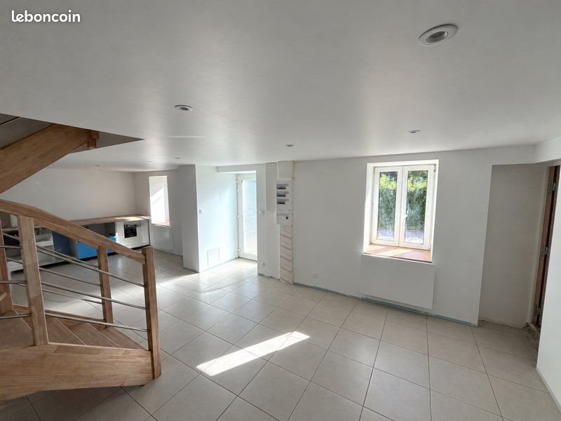 Maison à louer, 62m², Pont-de-Buis-lès-Quimerch