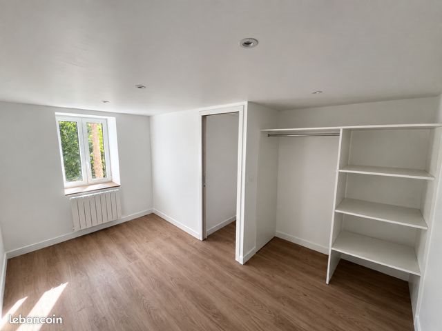 Maison à louer, 62m², Pont-de-Buis-lès-Quimerch