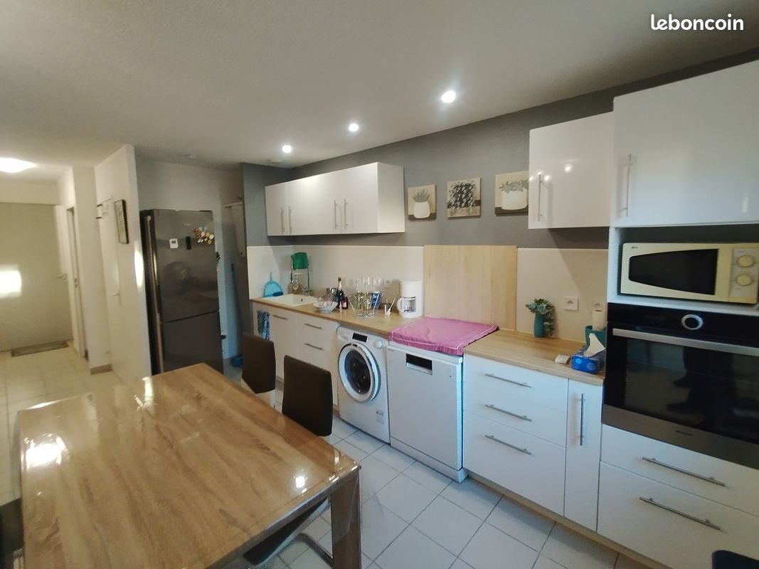 Appartement à louer, 45m², Vitrolles