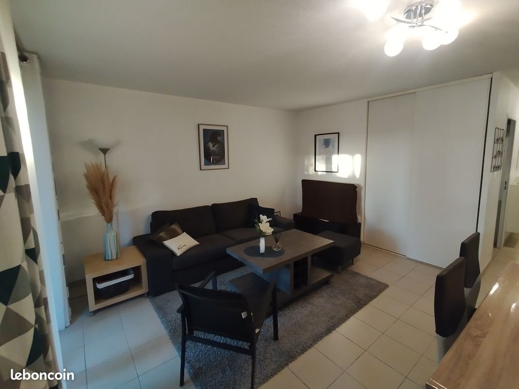 Appartement à louer, 45m², Vitrolles