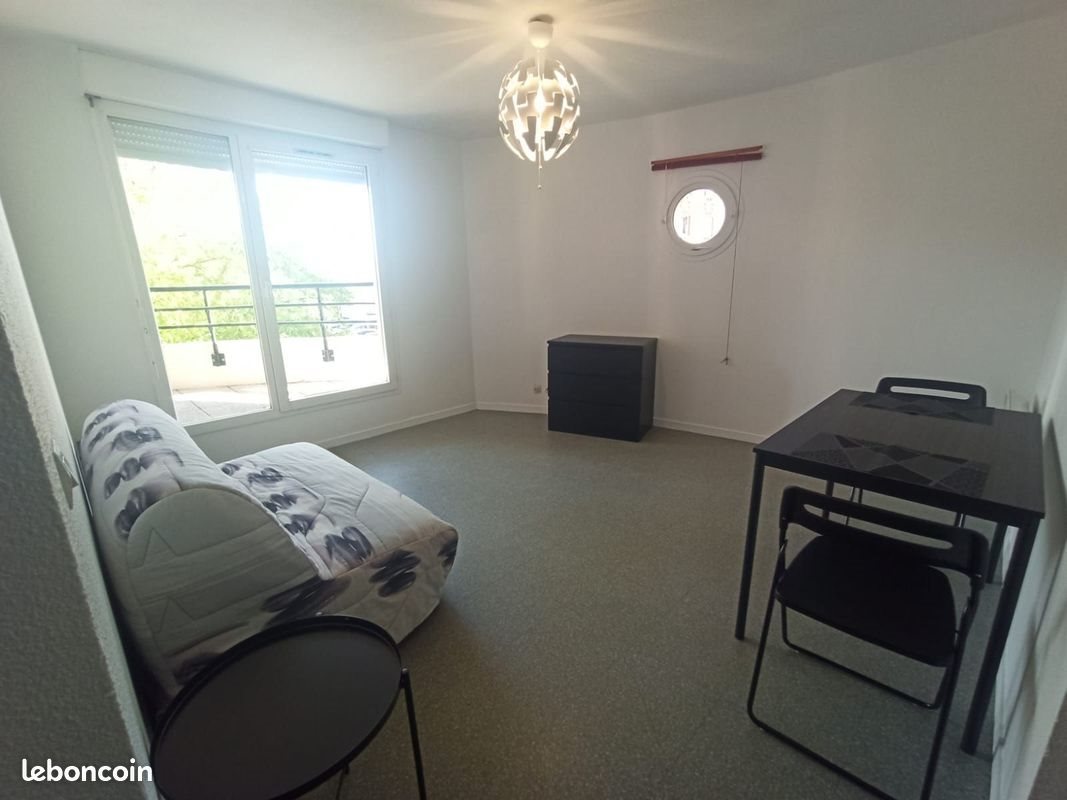 Appartement à louer, 26m², Elancourt