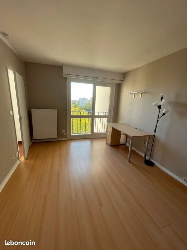 Appartement à louer, 24m², Maurepas