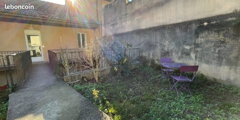 Appartement à louer, 51m², Cransac