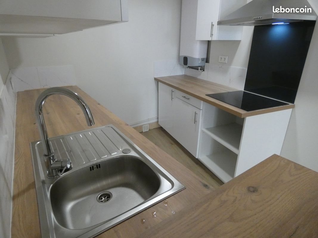 Appartement à louer, 50m², Pierrefort