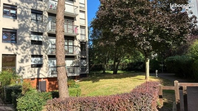 Appartement à louer, 19m², Les Clayes-sous-Bois