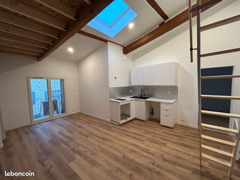 Appartement à louer, 43m², Castries