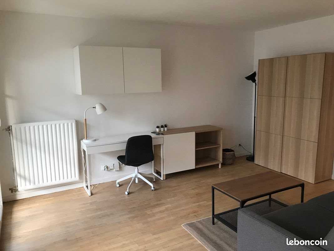 Appartement à louer, 25m², Courbevoie