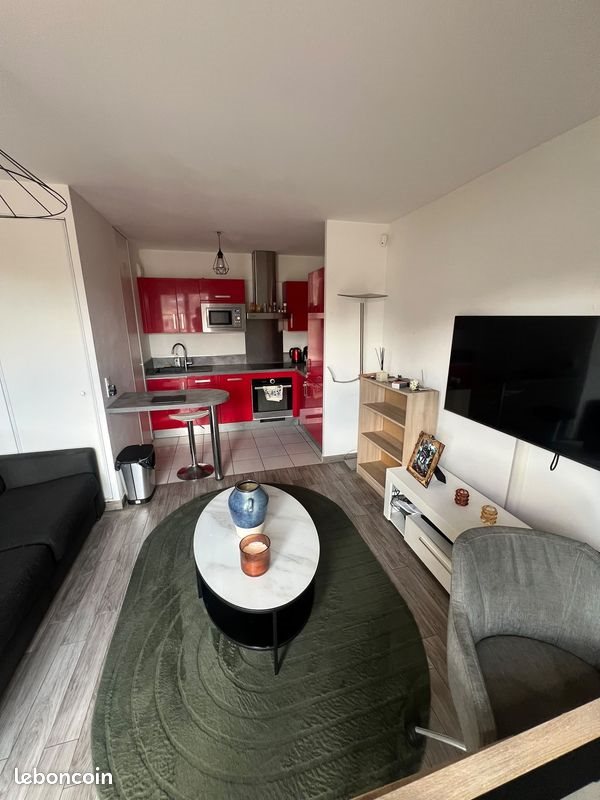 Appartement à louer, 421m², Groslay