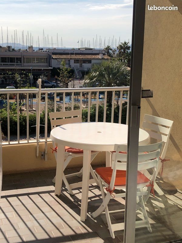 Appartement à louer, 25m², Hyères