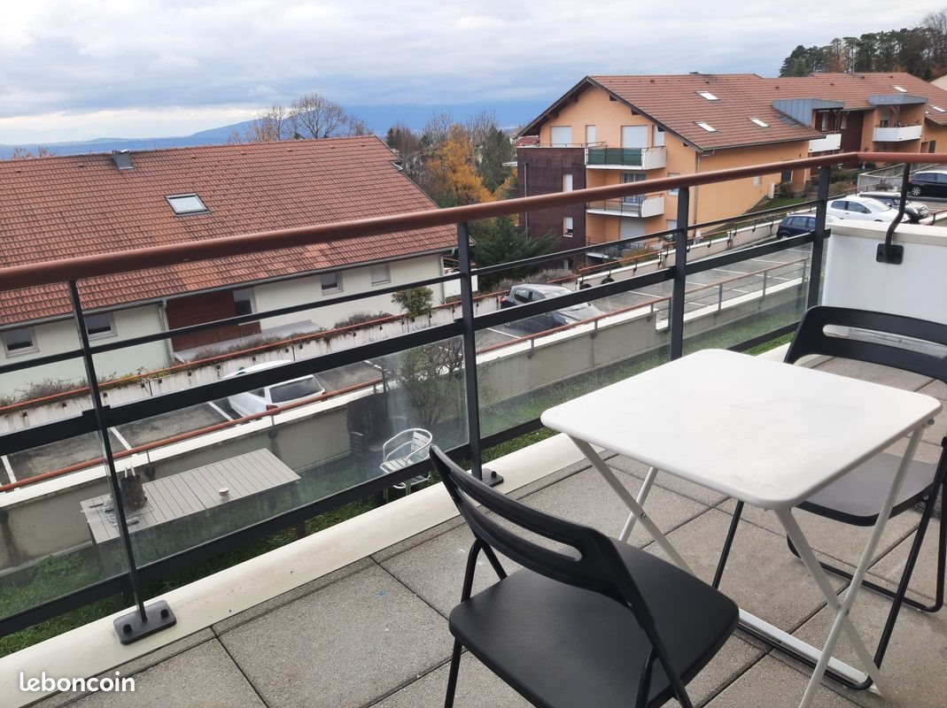 Appartement à louer, 40m², Gex