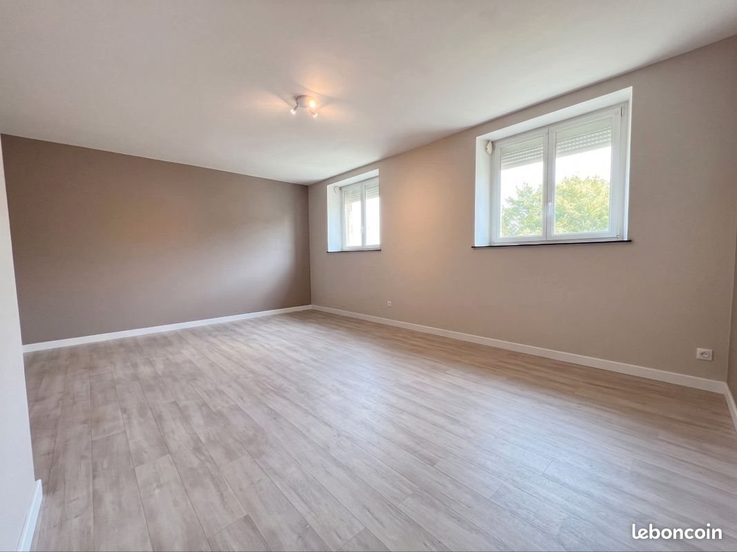 Appartement à louer, 48m², Stenay