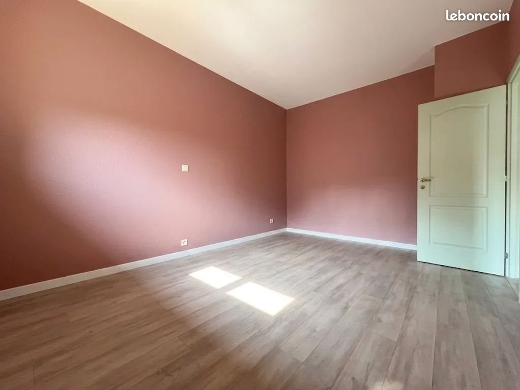 Appartement à louer, 48m², Stenay