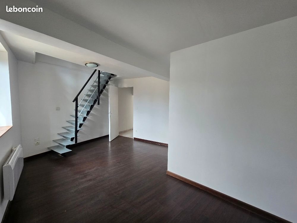 Appartement à louer, 72m², Saint-Lubin-des-Joncherets