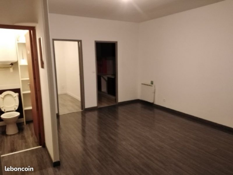 Appartement à louer, 40m², Saint-Quentin-la-Motte-Croix-au-Bailly