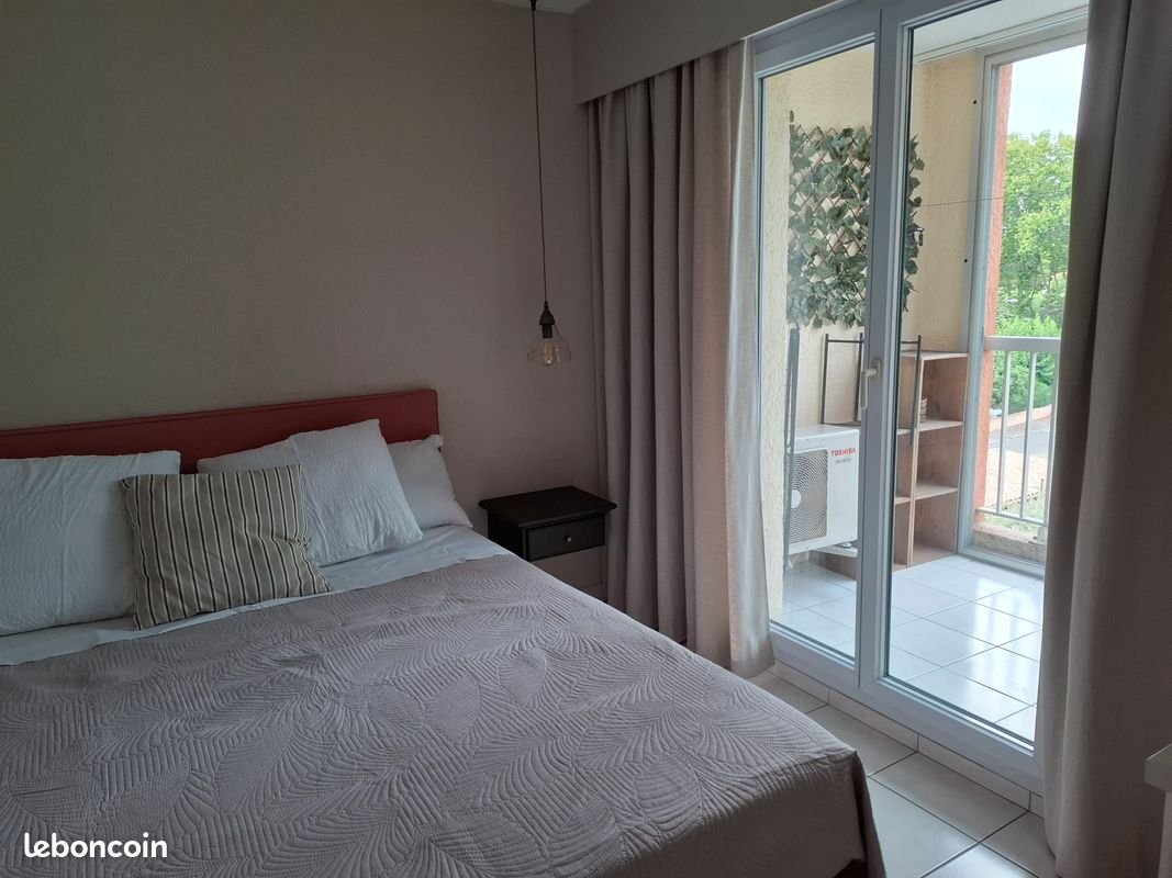 Appartement à louer, 49m², Fréjus