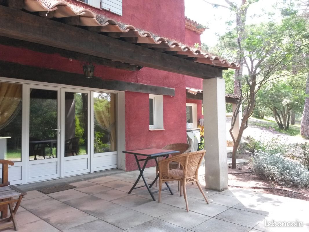 Appartement à louer, 30m², Roquebrune-sur-Argens