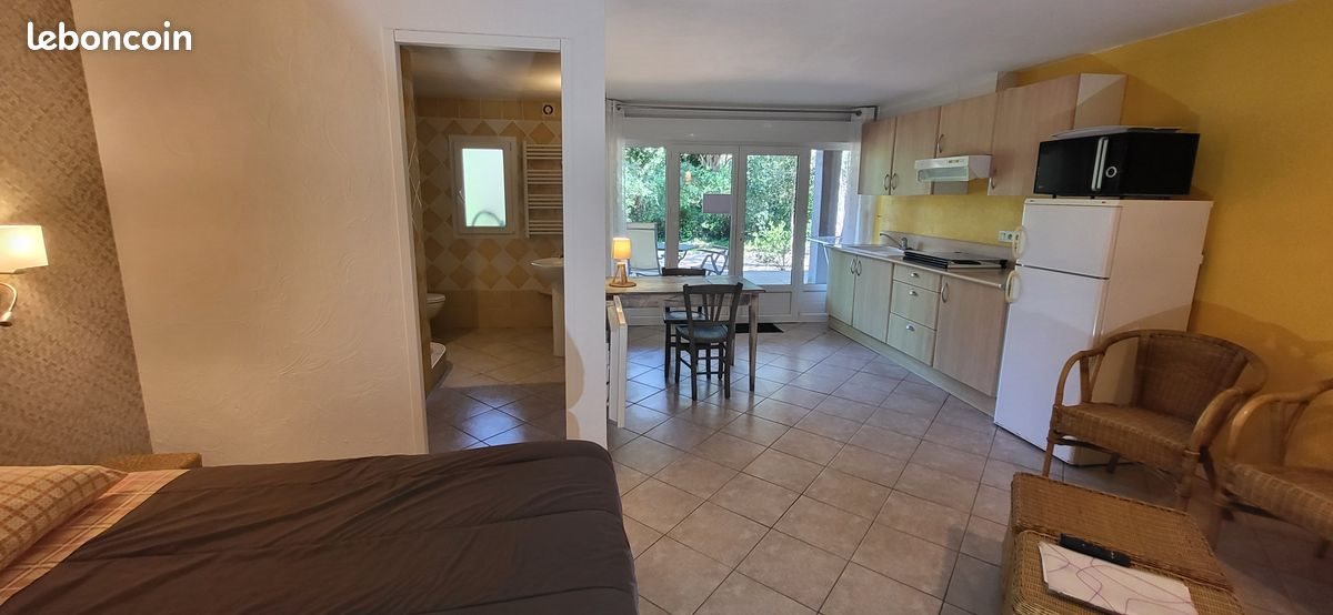 Appartement à louer, 30m², Roquebrune-sur-Argens