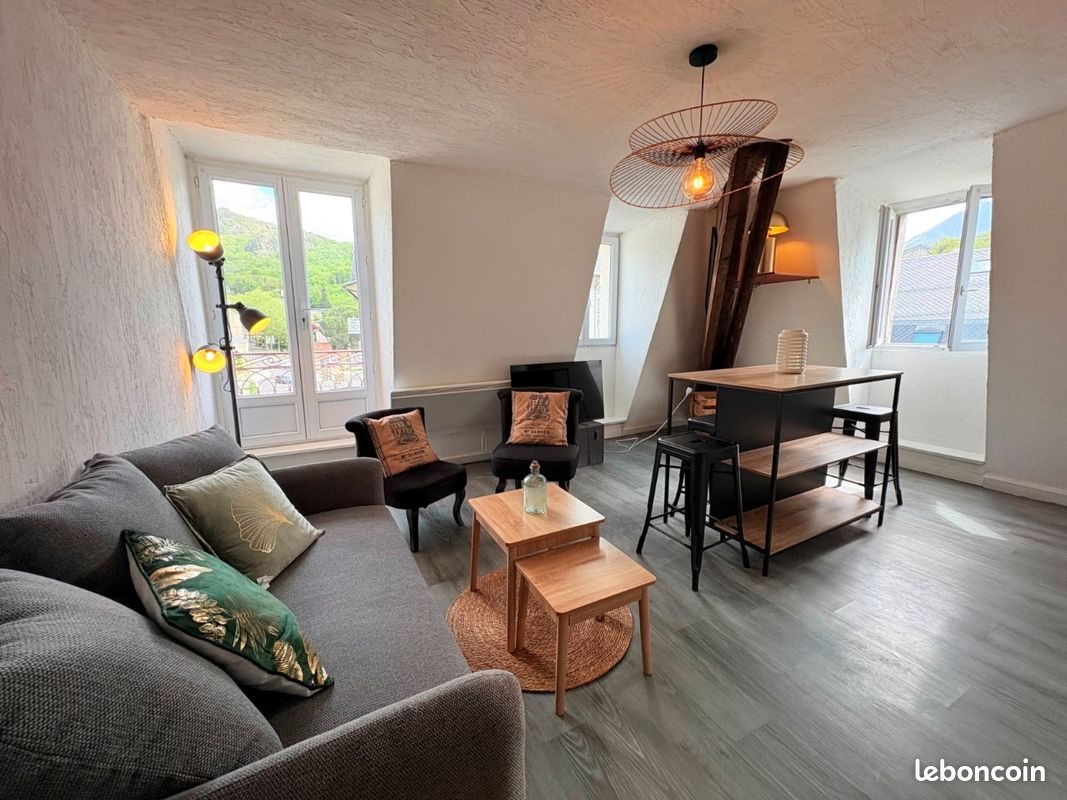 Appartement à louer, 55m², Ax-les-Thermes