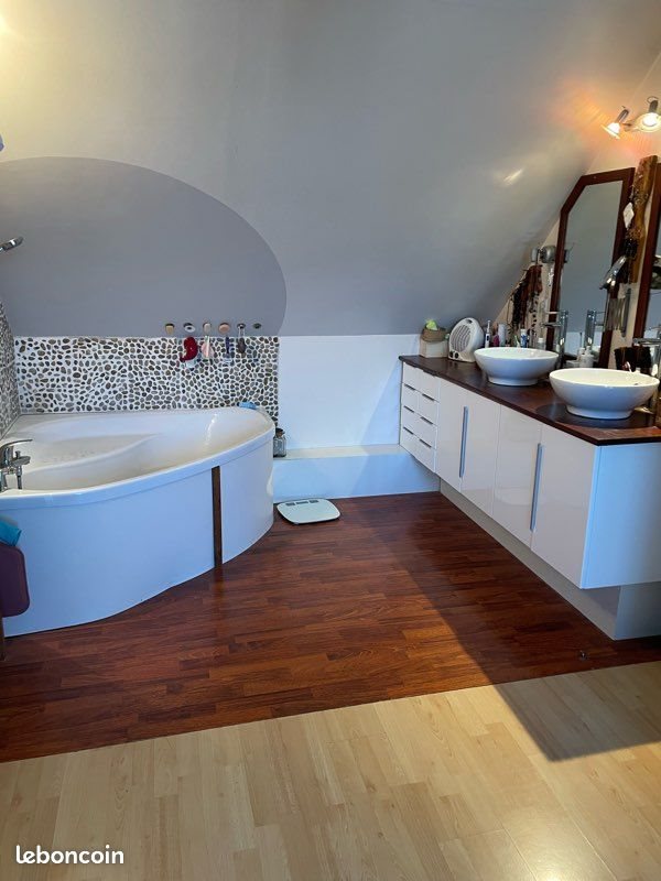 Maison à vendre, 112m², Saint-Cyr-sur-Morin
