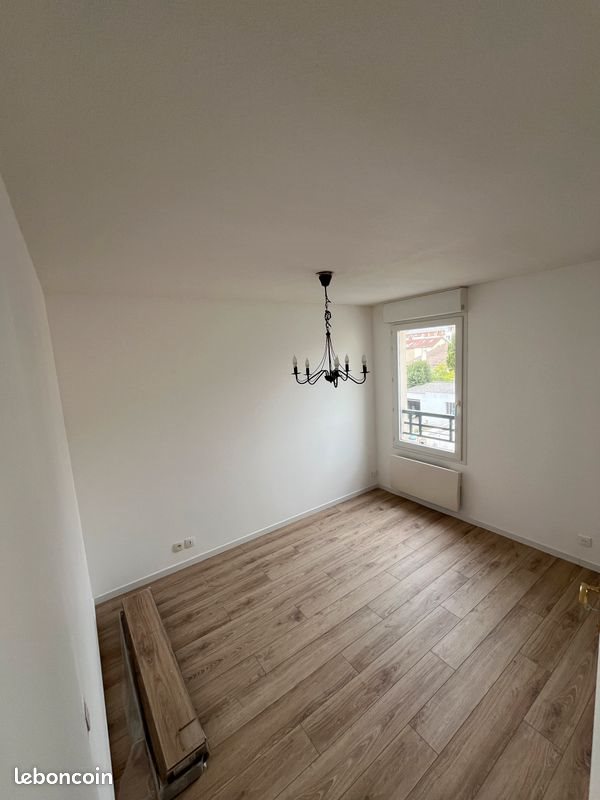 Appartement à louer, 48m², Mantes-la-Ville