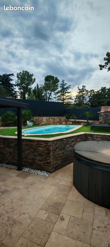 Maison à louer, 140m², Saint-Maximin-la-Sainte-Baume