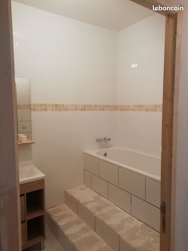 Appartement à louer, 90m², Pont-Saint-Esprit