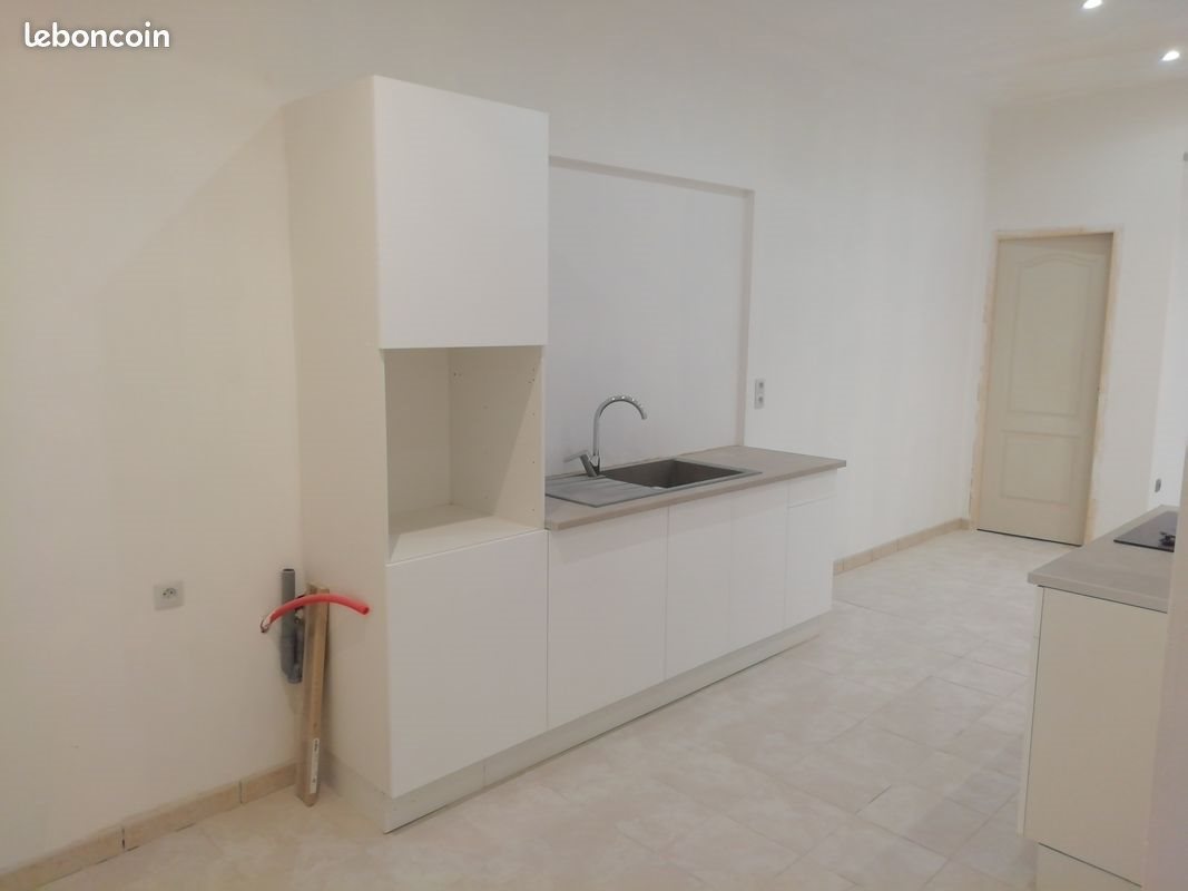 Appartement à louer, 90m², Pont-Saint-Esprit