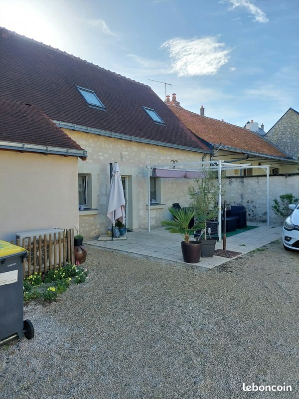 Maison à louer, 109m², Vernoil-le-Fourrier
