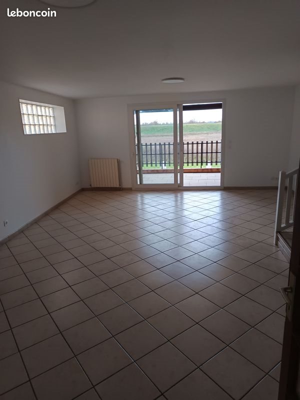 Maison à louer, 105m², Challuy