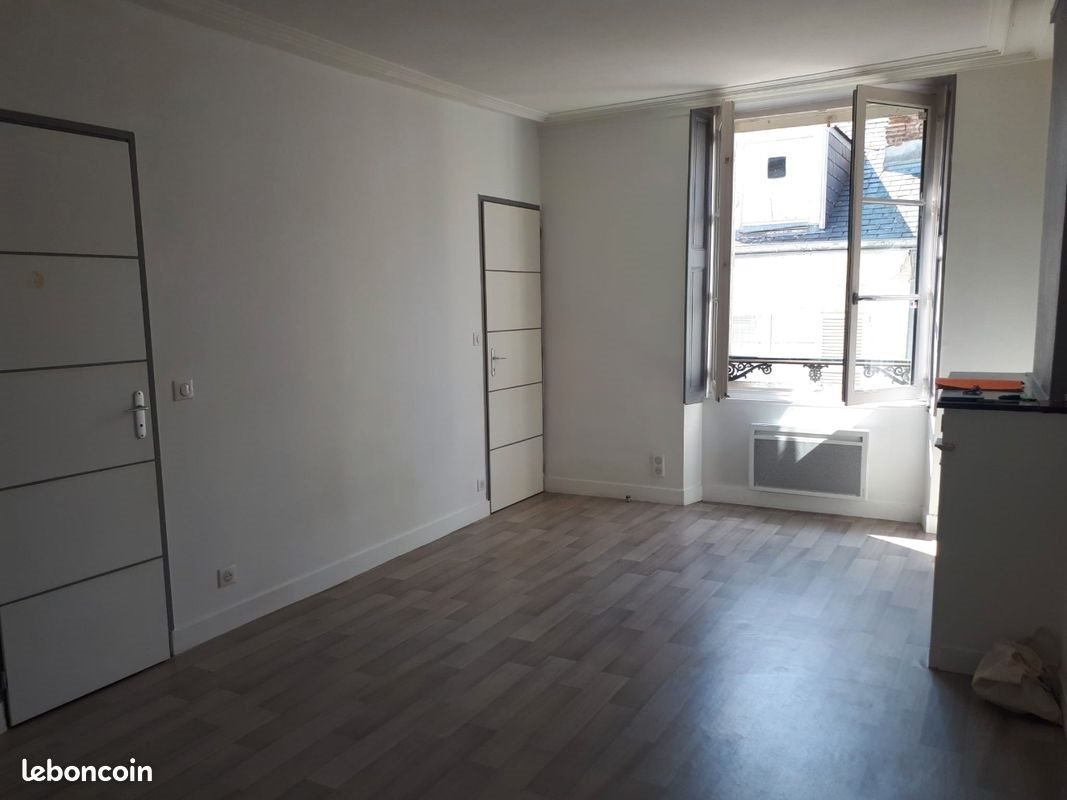 Appartement à louer, 27m², Orléans