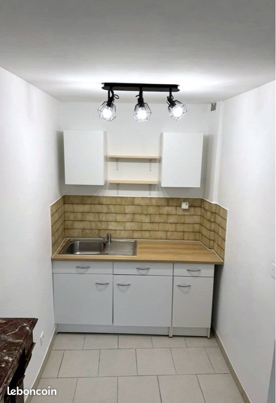 Appartement à louer, 18m², Pépieux