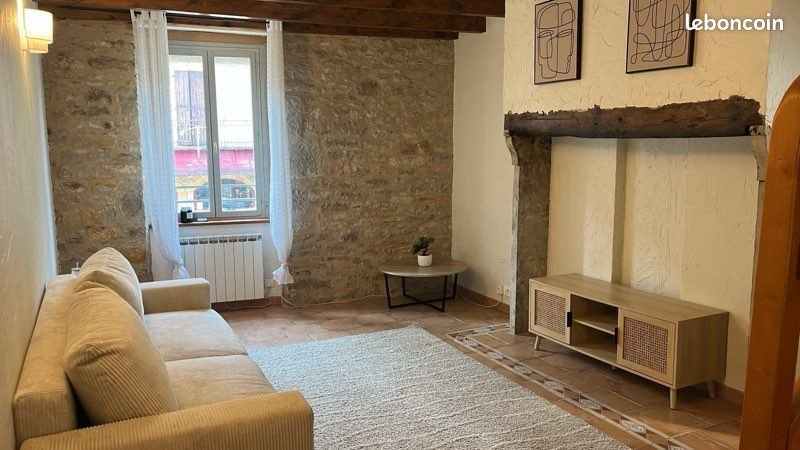 Appartement à louer, 55m², Caylus