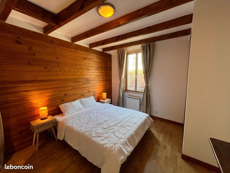 Appartement à louer, 55m², Caylus