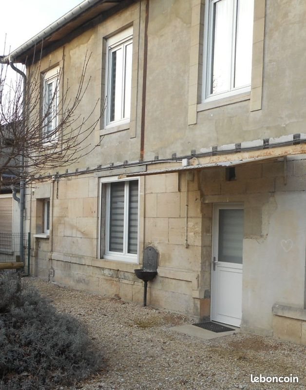 Maison à louer, 53m², Wassy