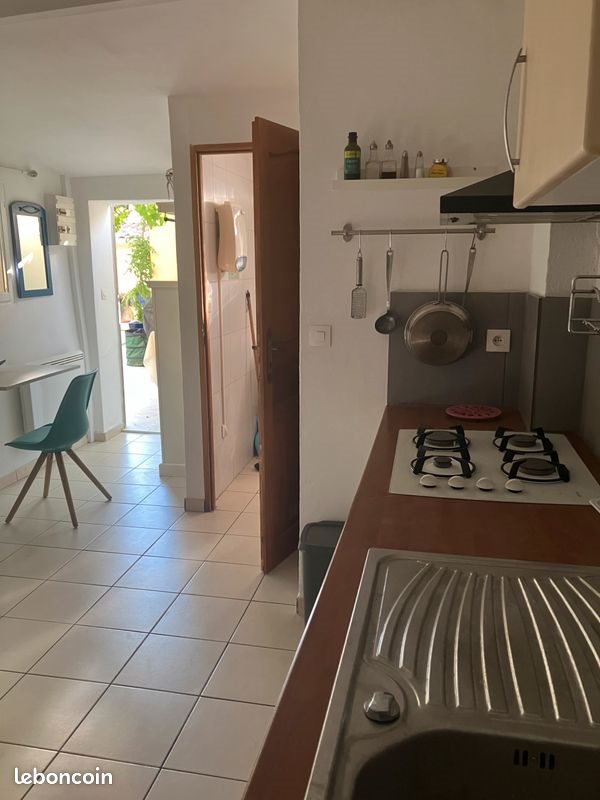 Appartement à louer, 16m², Marseille 11ème
