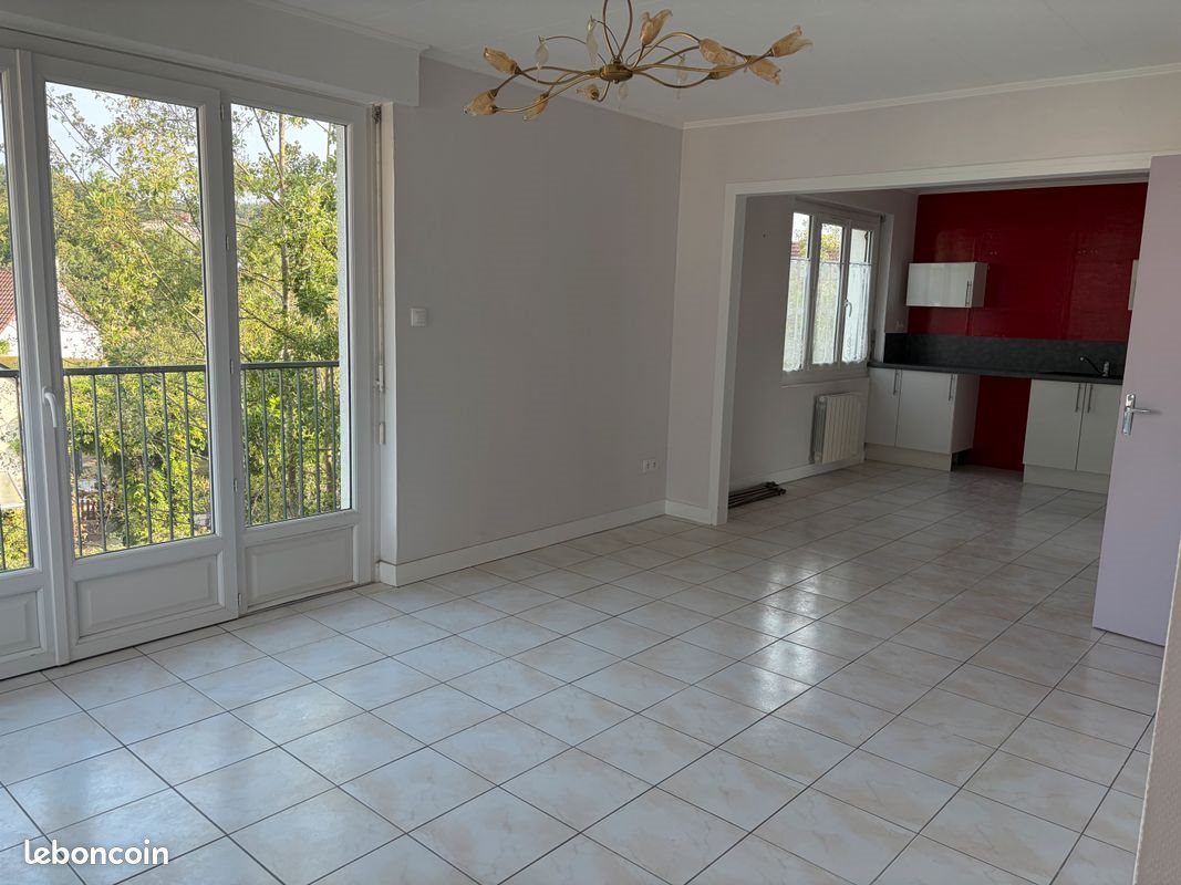 Appartement à louer, 103m², Montville
