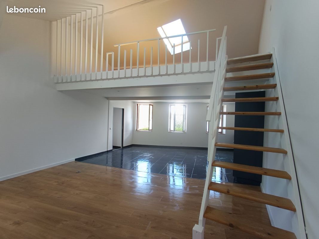 Maison à vendre, 142m², Gémil